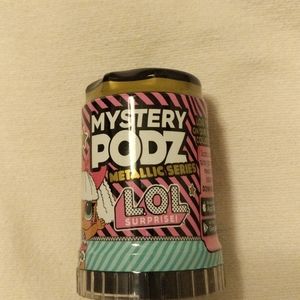 Good 2 Grow "mystery lol" figurine new